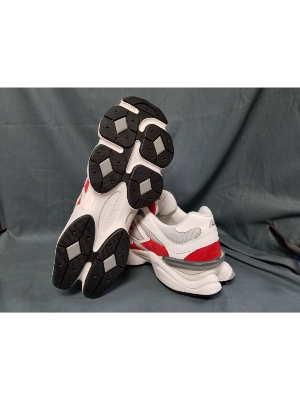 New Balance 9060 Sneakers White Red U9060jbe Men's Size 11.5 New No Box! View 2